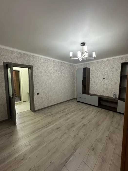 Срочно сдам 3- комнаты 3/5   Экобазар Беруни 838*