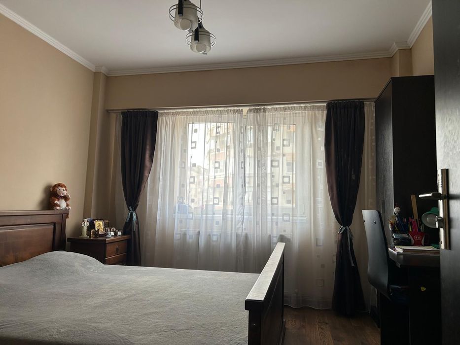 Vand apartament ultracentral 2 camere, 55 mp util, complet mobilat și