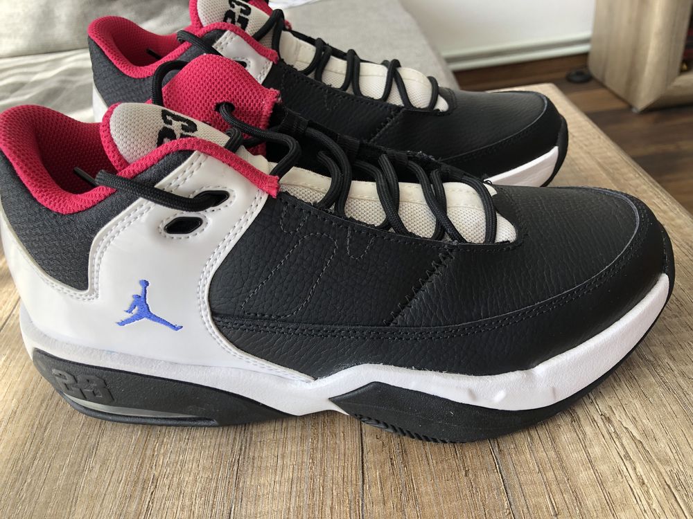 Jordan Max Aura 3