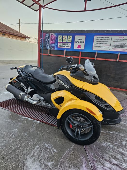 Cam Am Spyder Bombardier