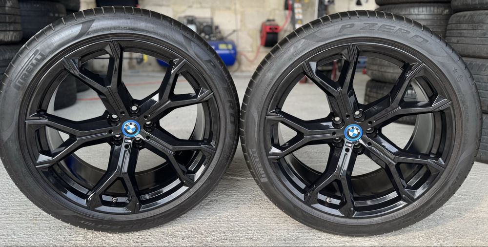Jante Bmw X5 X6 R21 G05 G06 Originale 741M Black Pirelli 70%