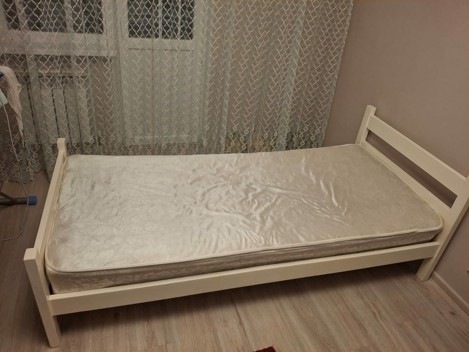 Продам кровать 90×200