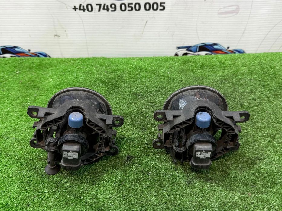 PROIECTOR CEATA FATA STANGA/DREAPTA (2 BUC.) RENAULT CLIO 1.5 DIESEL 2015 COD OEM 261500097R 261500097R 2012-2018