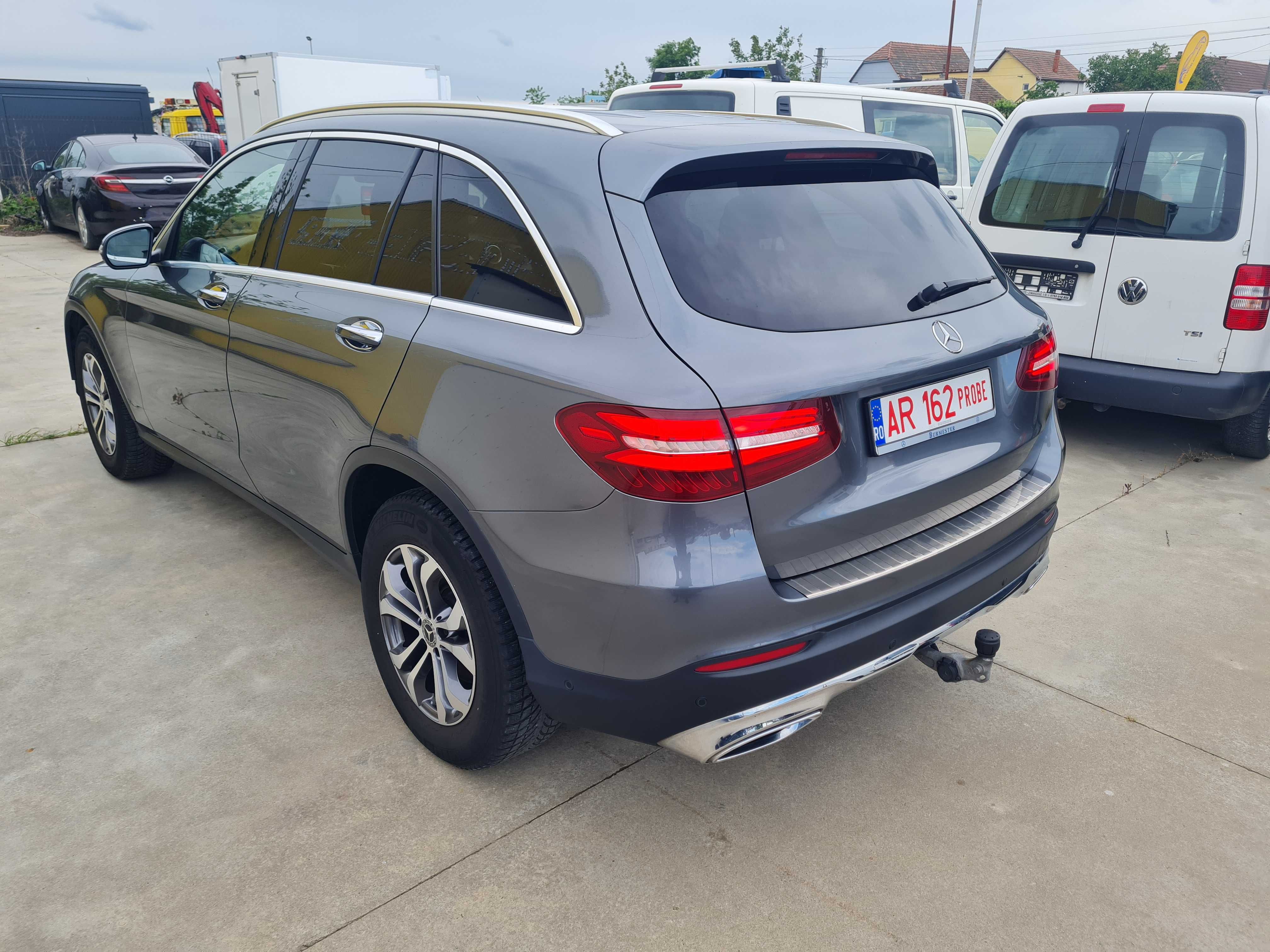 Mercedes GLC 220 D 4matic 102.000 km ! an 2017 cash sau rate fixe