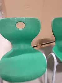 Ученически столове в зелен цвят, подходящ за училища/детски центрове