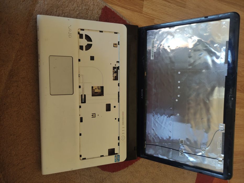 Carcasa completa + Balamale - Sony Vaio SVE171E13M
