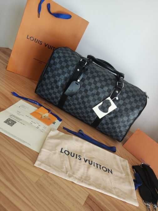 In stoc voiaj, geanta sport piele Louis Vuitton 1109.13
