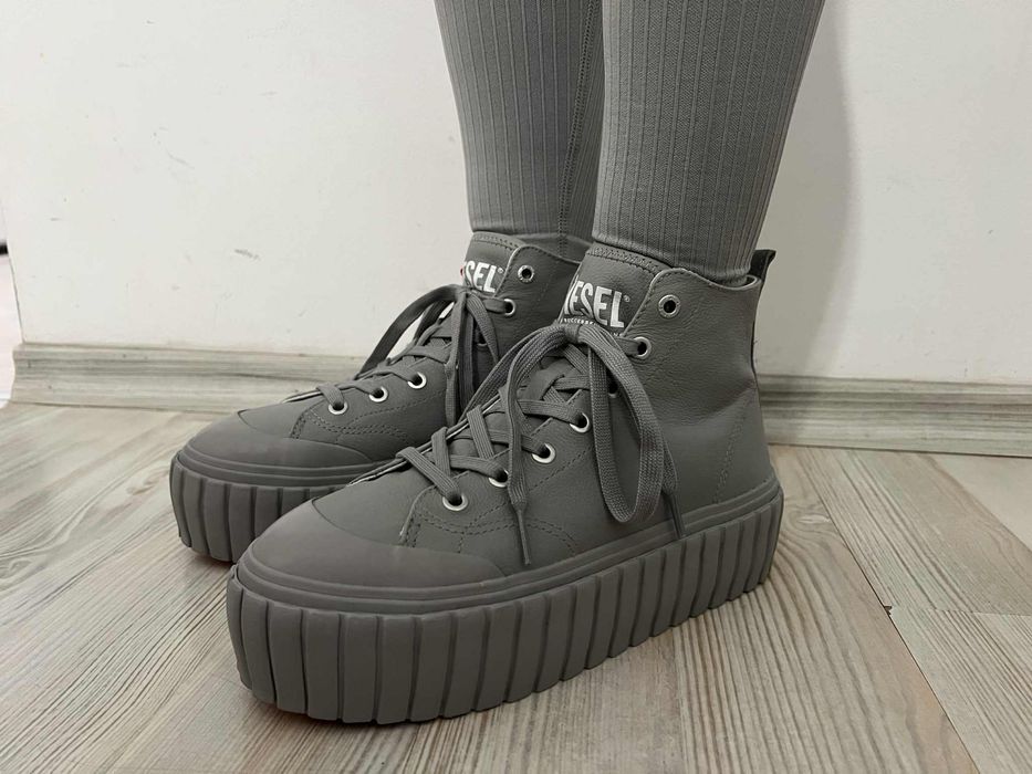 Дамски кецове Diesel 38 номер
