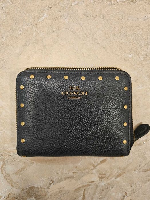 Дамски кожен портфейл Coach