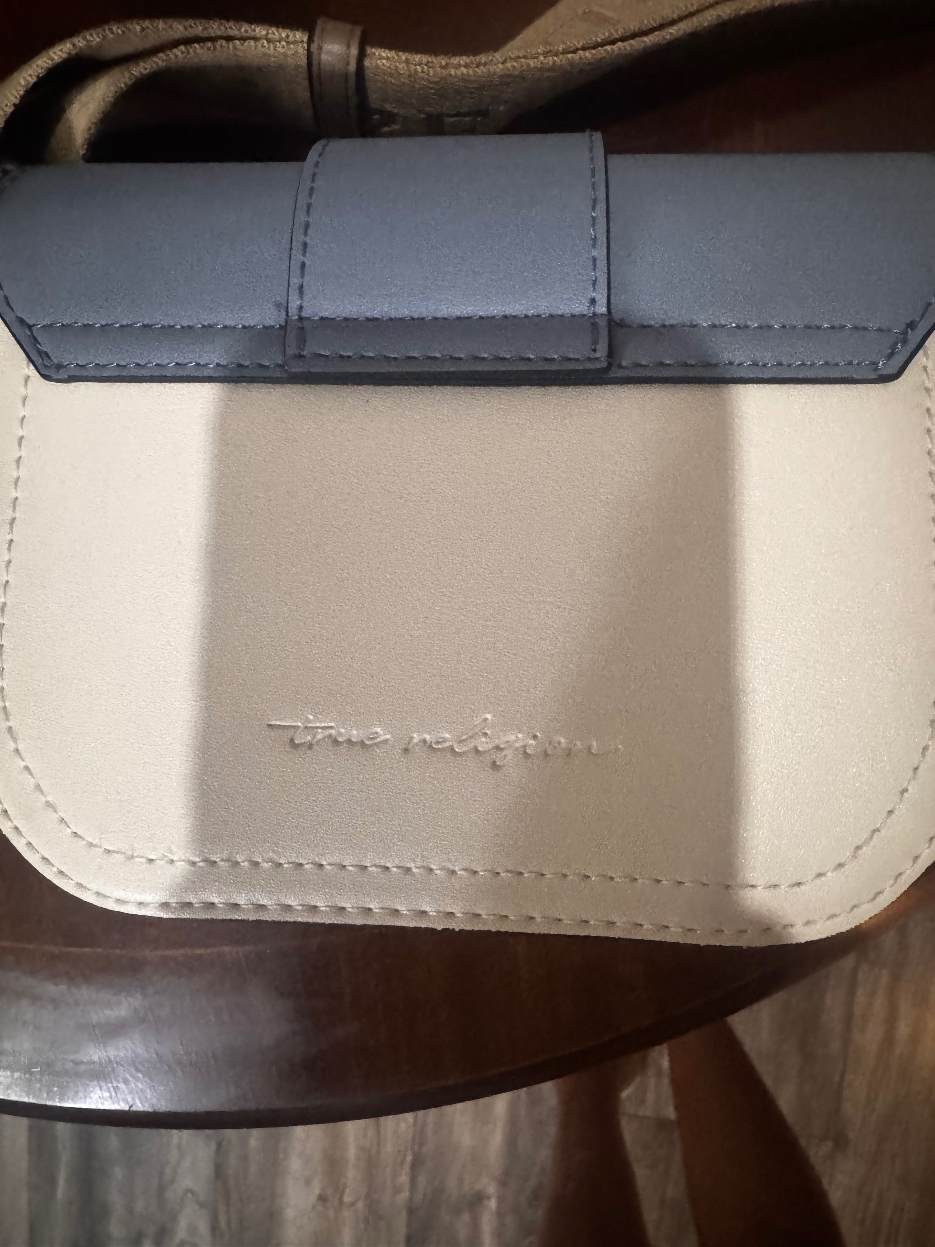 True religion чанта Нова