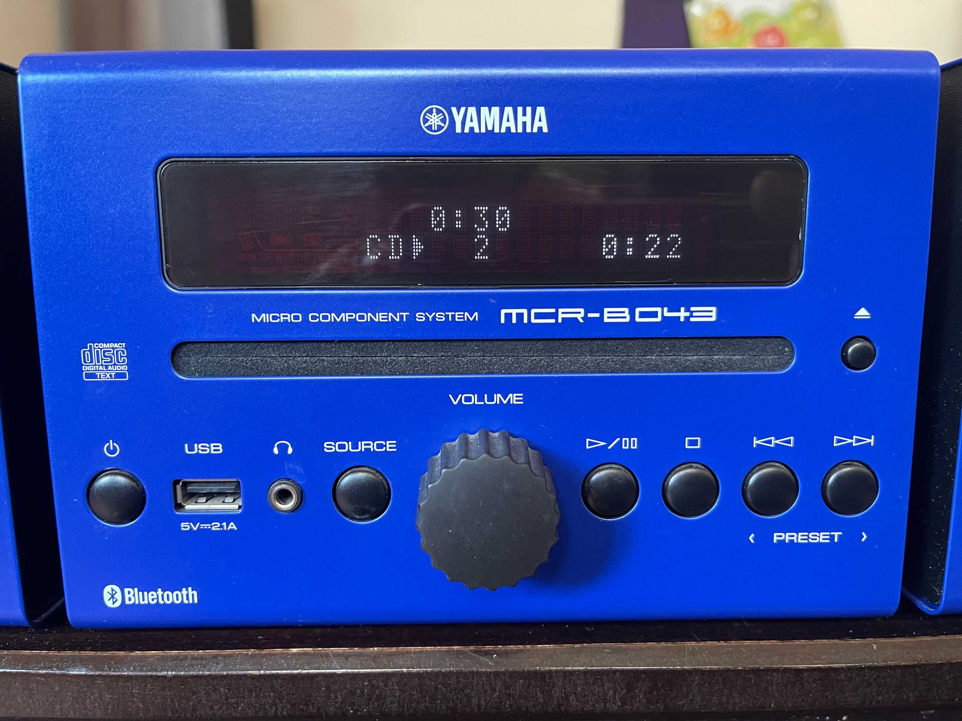 YAMAHA MCR-B043 micro система CD колони дистанционно MP3 USB Bluetooth