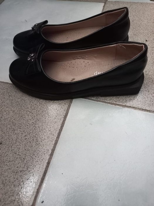 Продается- туфли