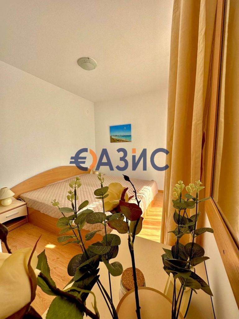 Продава се Четиристаен апартамент в к.к. Слънчев бряг - 145 кв.м за 689 €/кв.м - Снимка #7