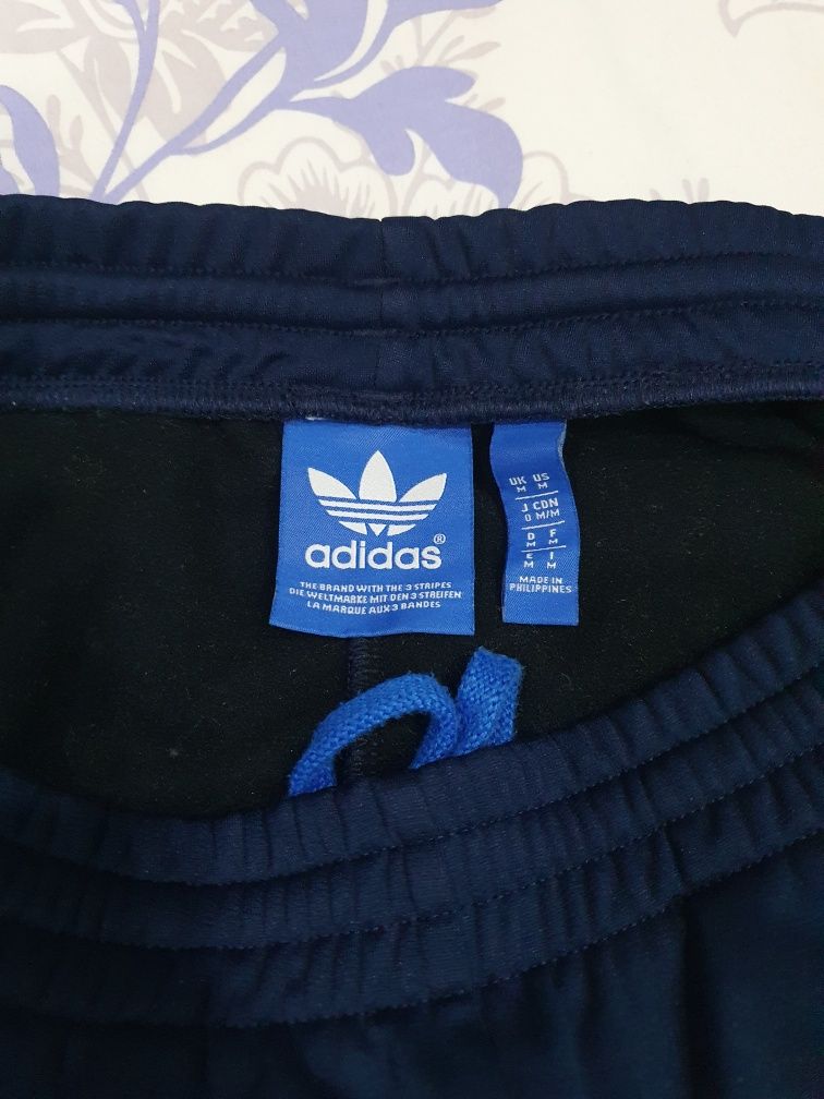 Adidas originals 100 % оригинал
