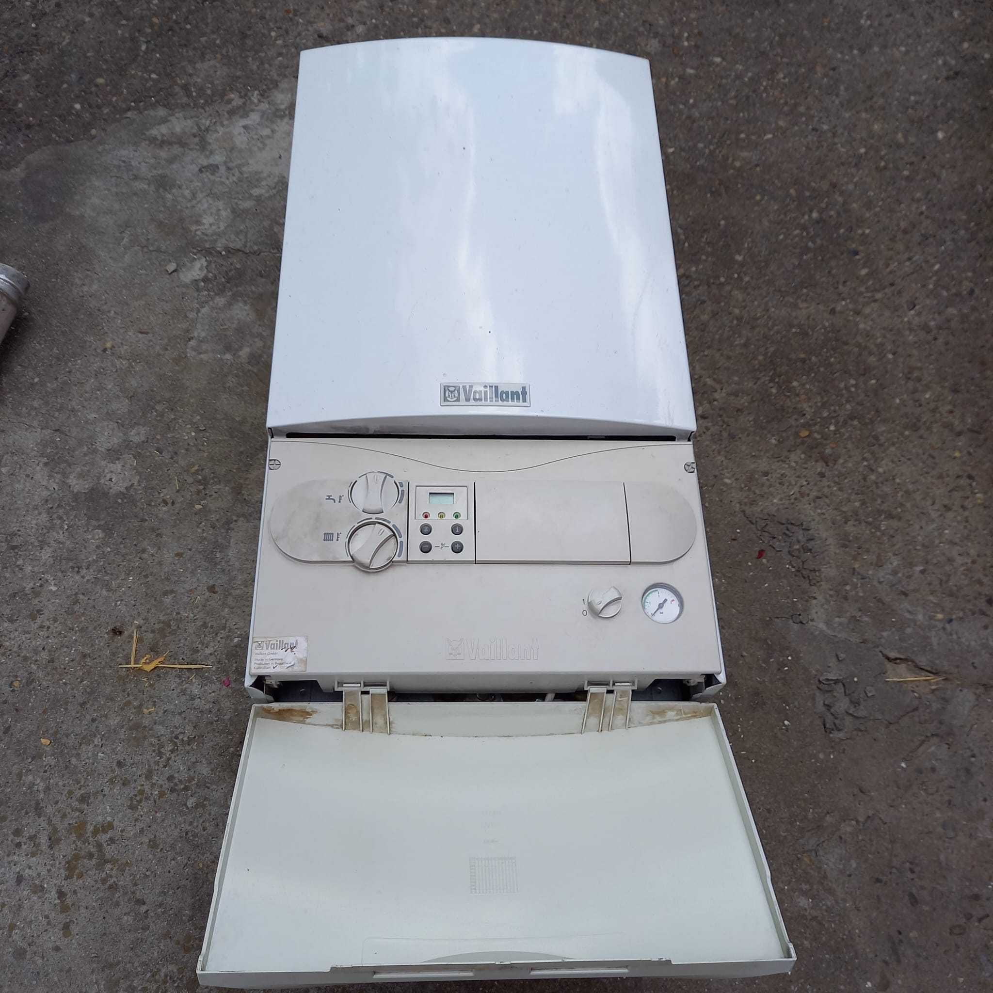 Vand centrala VAILLANT WUV 242 -5, functionabila pentru piese