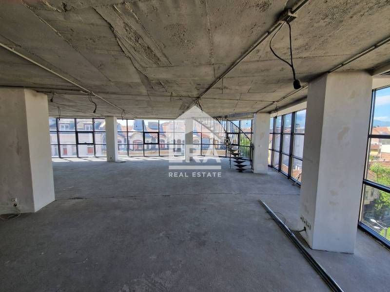 Продава се  в София, Център -  кв.м за 0 €/ - Снимка #3