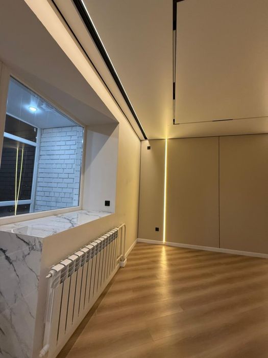 Продам евро трехкомнатную квартиру