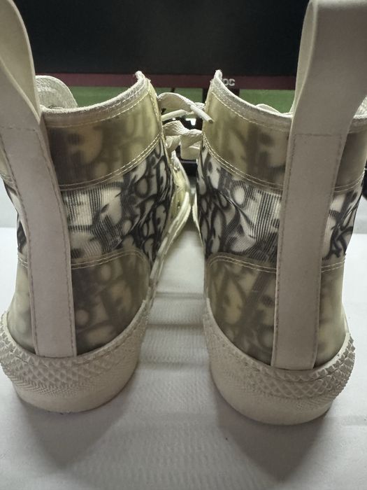 Dior B23