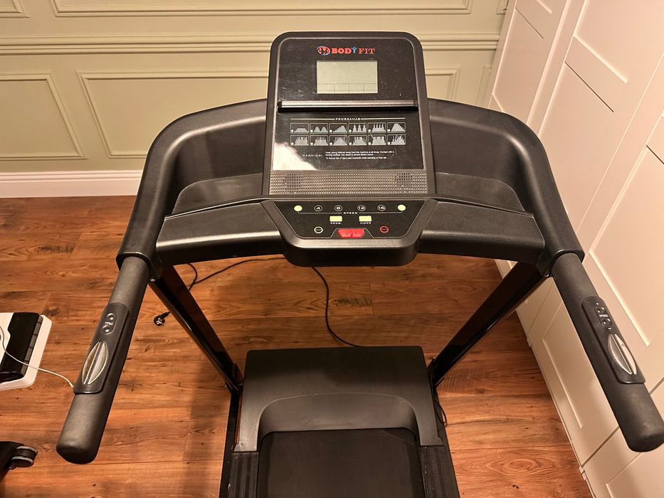 Banda de alergare electrică