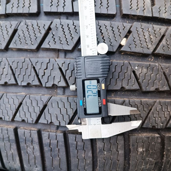 275 45 21 Continental Cross Contact Winter