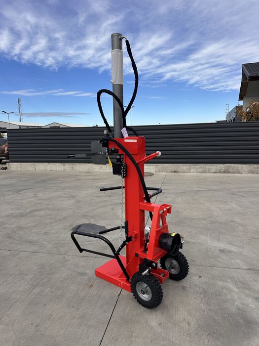 Despicator lemn 18 tone, spargator lemn, crapator tractor