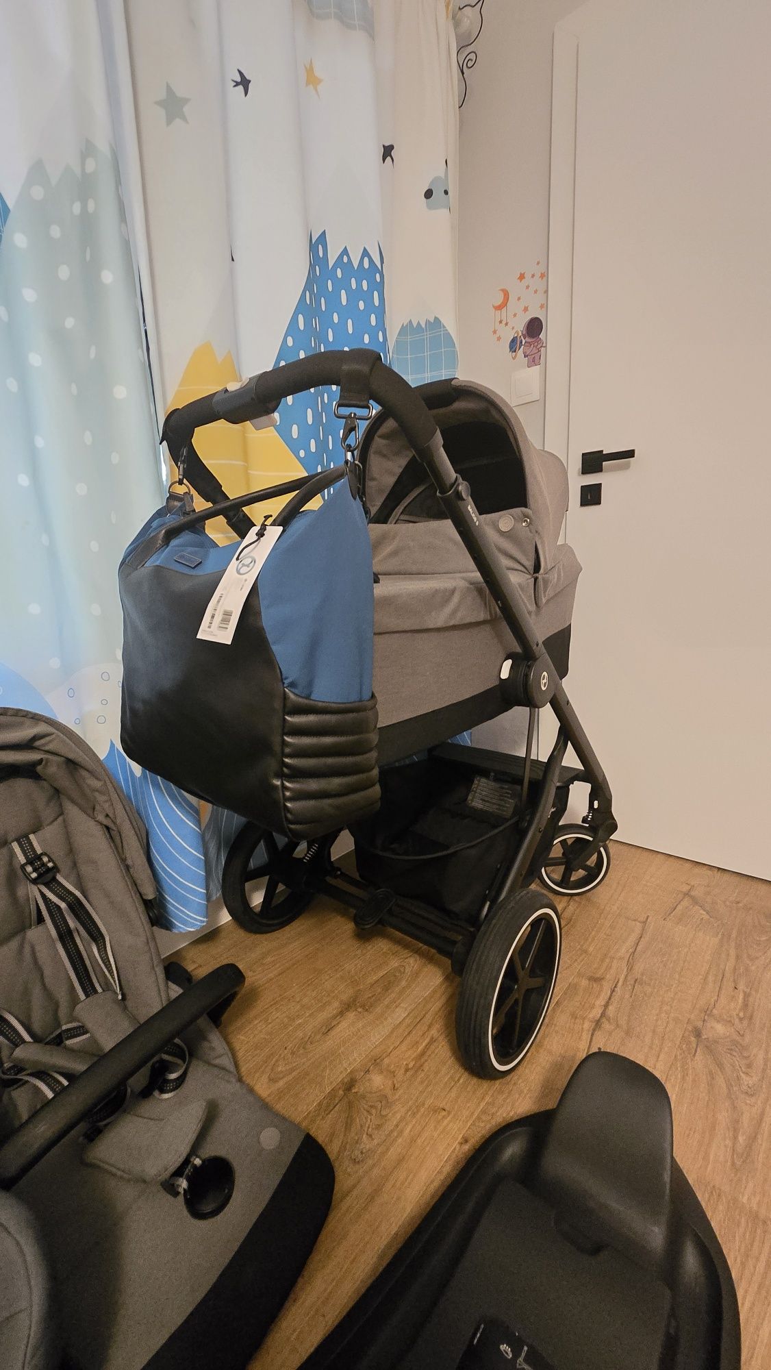 Cybex balios s lux 3в1 с isofix база за кола, адаптори за количка и но