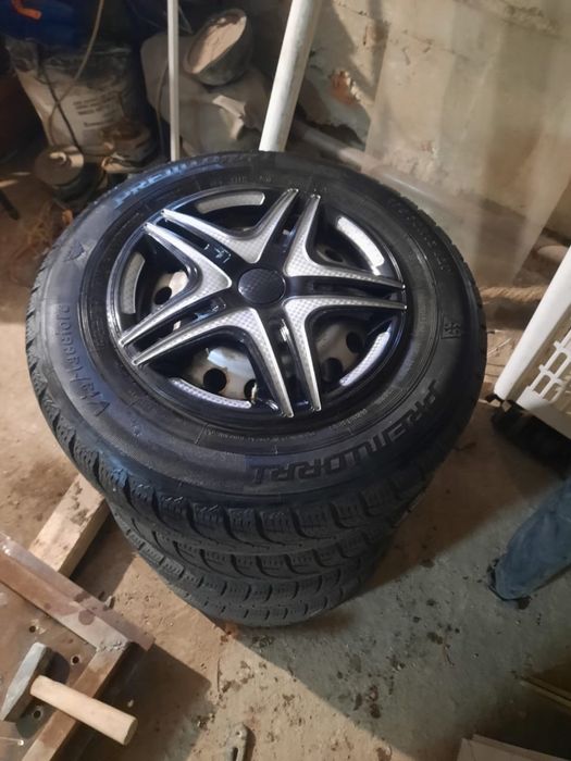 Продам шины зимние