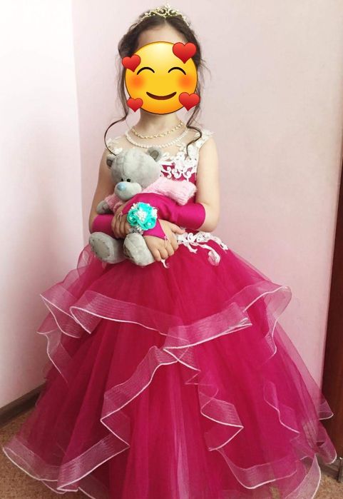 Платье вечернее пышное