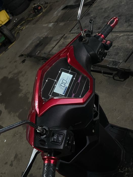 Vând triciclu electric