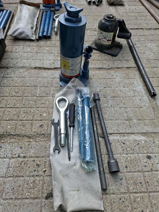 Бусови крикове и комплекти