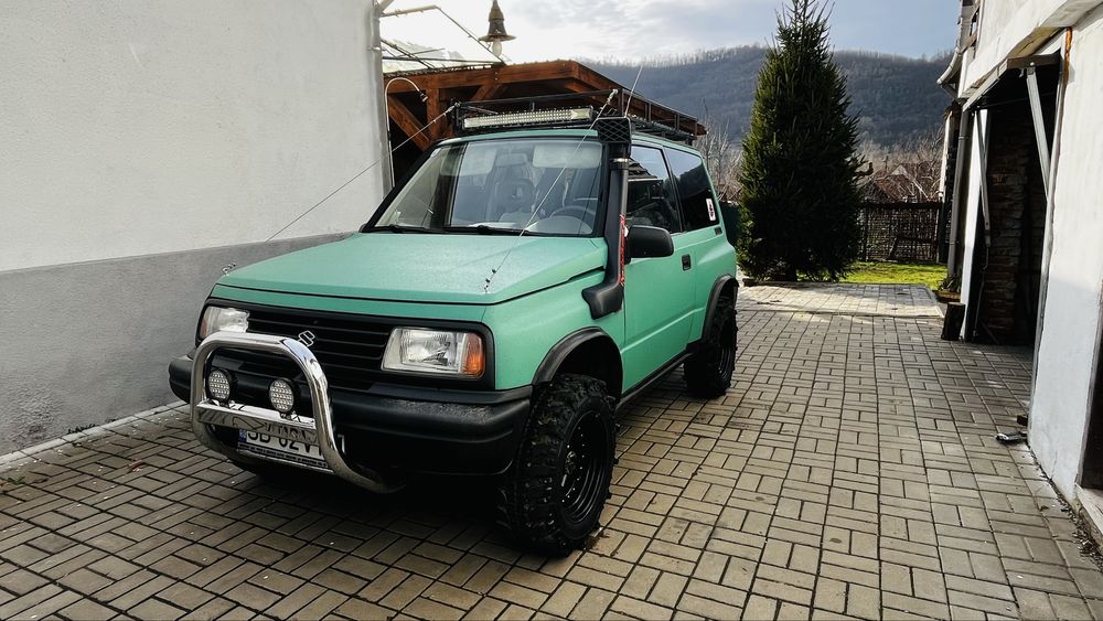 Vitara 1.6 16v stare foarte buna. Fara rugina.