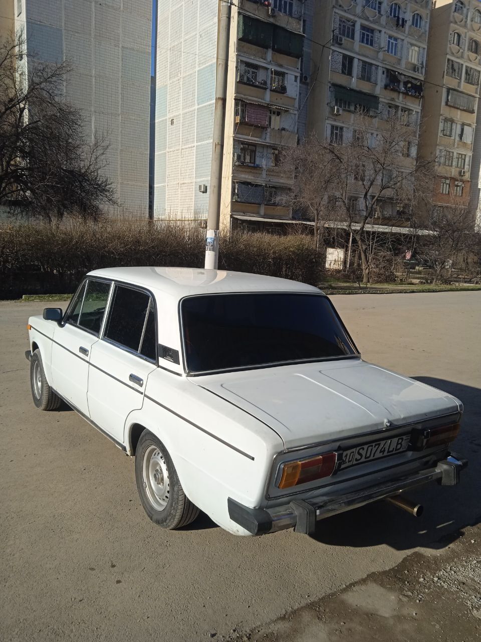 Sotiladi jiguli 2106 yili 2000