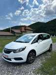 Vând Opel Zafira 2019