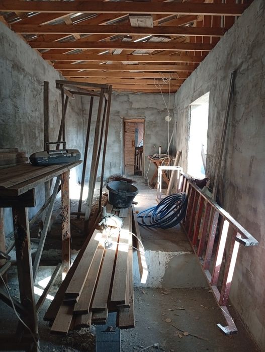 Продам дом . Кирпичный