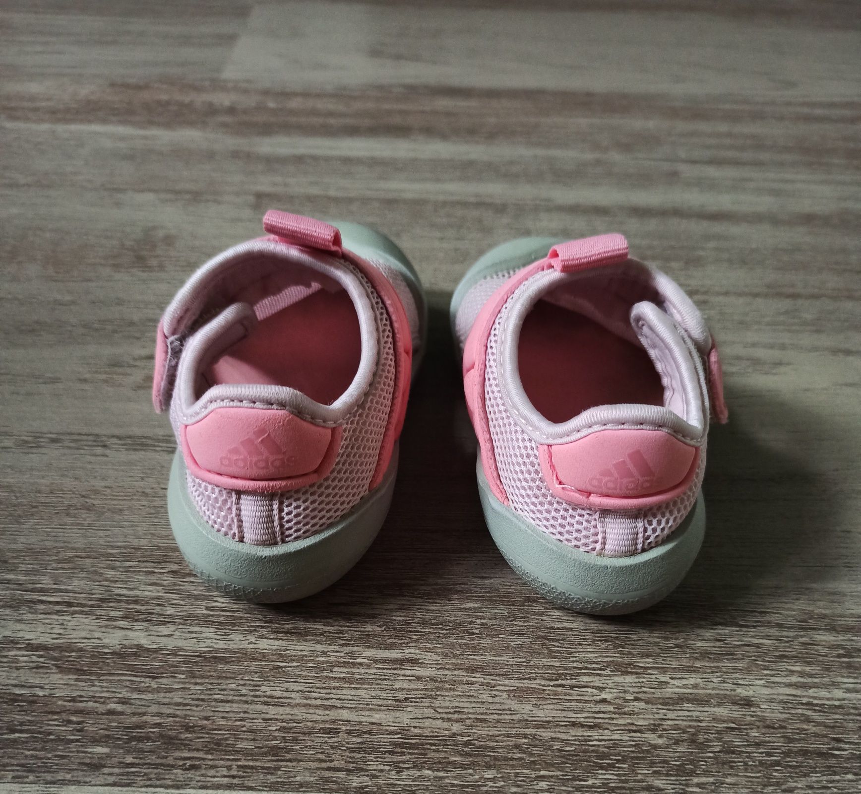 Детски/ бебешки обувки,сандали/ ботуши за момиченце