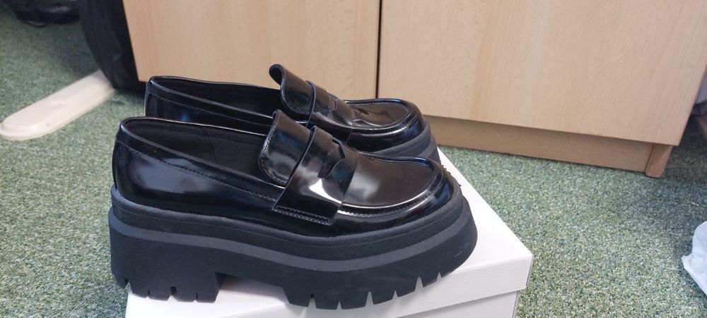 Mocasini Bershka