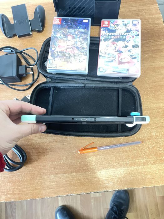 Продам игровую приставку