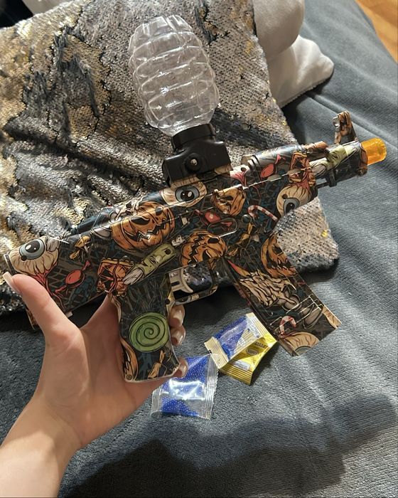 Пистолет с орбизами