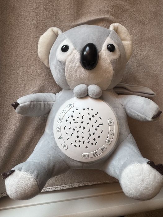 Музикална играчка с бял шум, проектор и музика, коала Chipolino