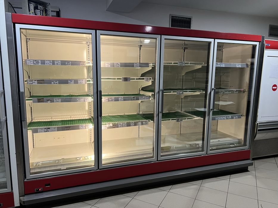 Vitrina frigorifica Linde pentru bauturi, lactate fara agregat