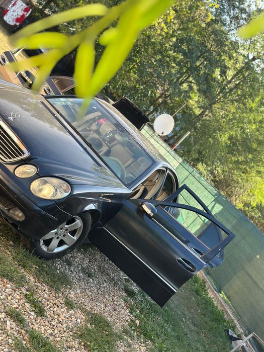 Mercedes e class
