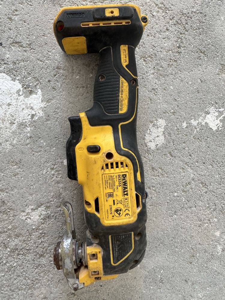 Акумулаторен мултифункционален инструмент DeWALT