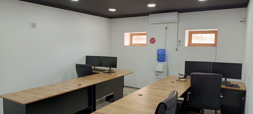 Tayyor ofis sotiladi