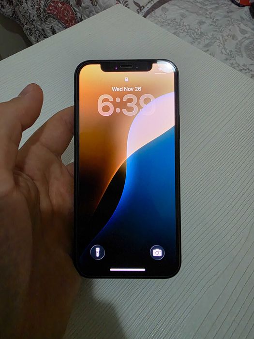 iPhone 12 128GB – Перфектен, 100% Батерия, Без Забележки