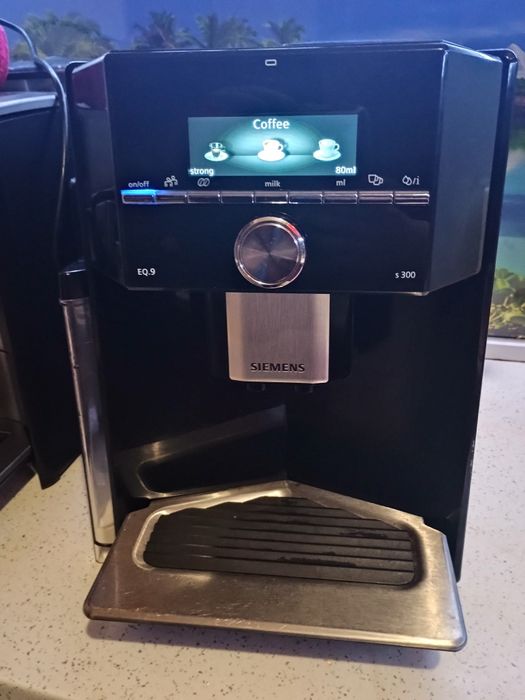 Кафемашина Siemens eq9 s300