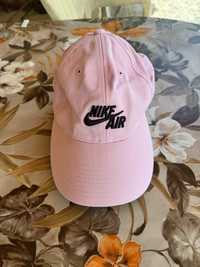 Дамска шапка Nike