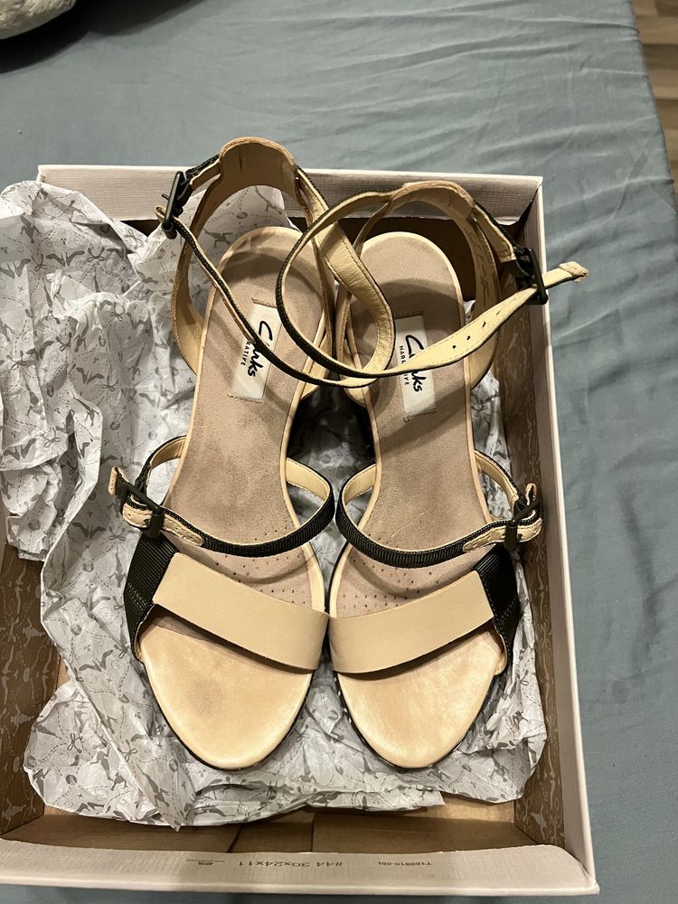 Sandale dama Clarks 39