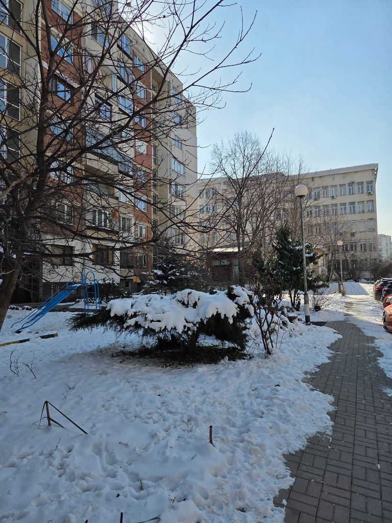 Дава се под наем Двустаен апартамент в София, Зона Б-5 - 45 кв.м за 357 € - Снимка #17