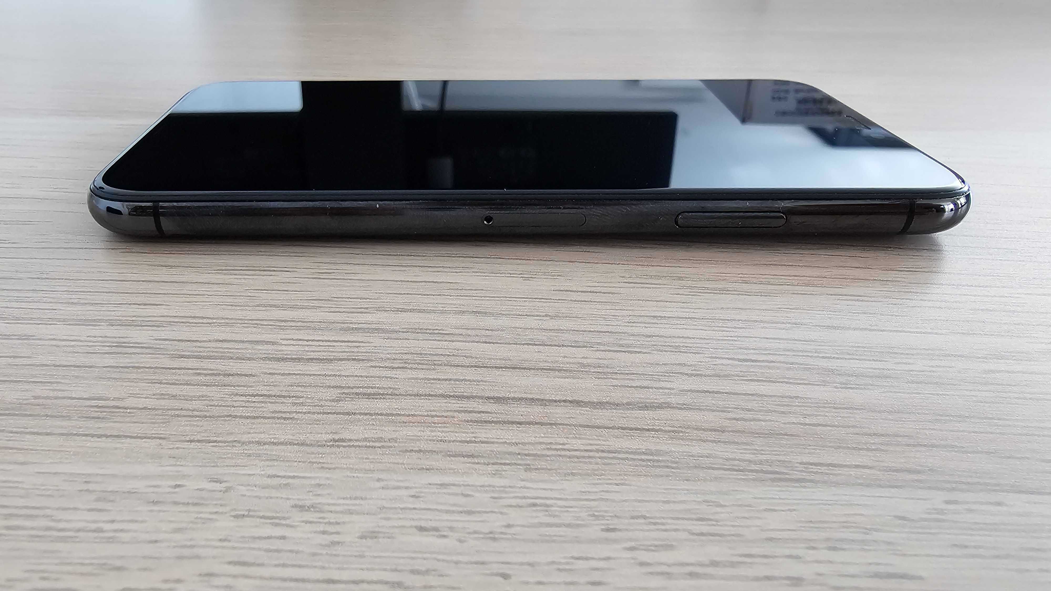 iPhone XS Black 64GB