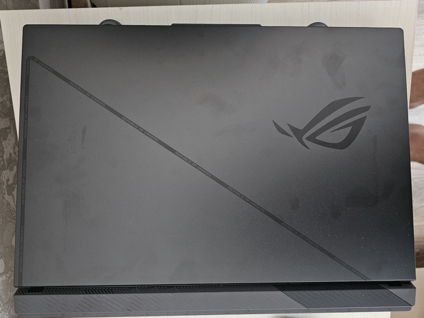 Игровой ноутбук Asus Rog Strix G16 2023